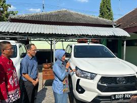 Sambutan penyerahan mobil Dinas oleh Ibu Nurul Azizah/SEKDA