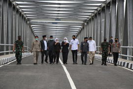 PENINJAUAN LOKASI JEMBATAN TERUSAN BOJONEGORO-TUBAN